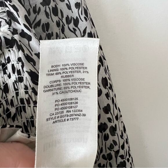 Aritzia Little Moon Gimlet Smocked Floral Blouse - Picture 7 of 7